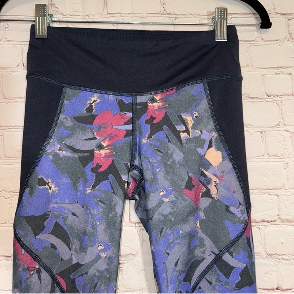 PATAGONIA Centered Crop Leggings, Size XS - Picture 6 of 11
